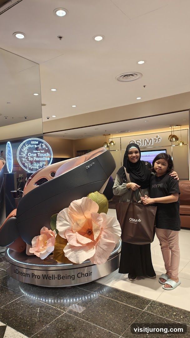 OSIM uDream Pro Well-Being Chair Display