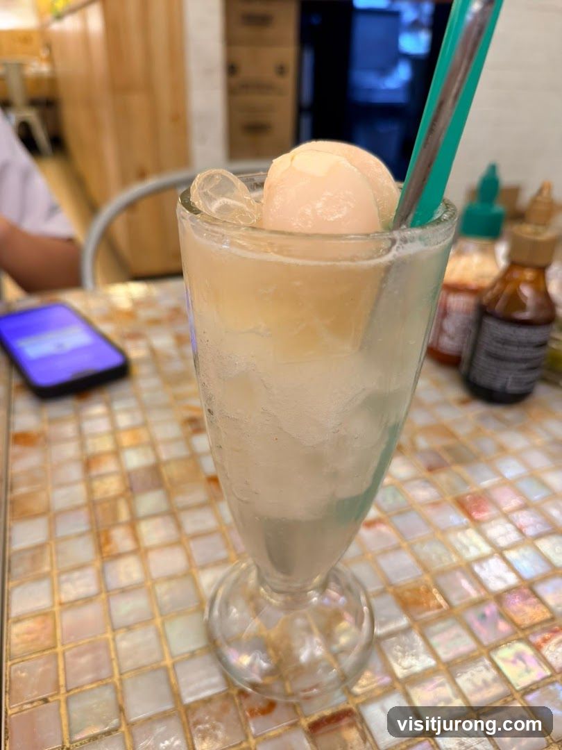 Lychee Drink with Ice