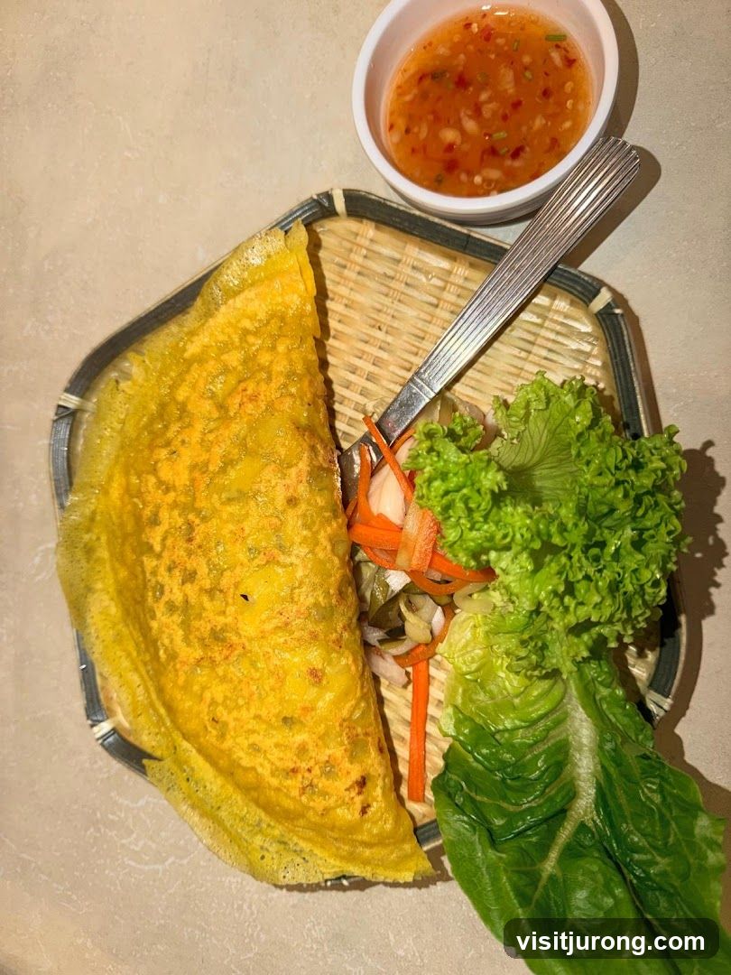 Vietnamese Crepe with Dipping Sauce
