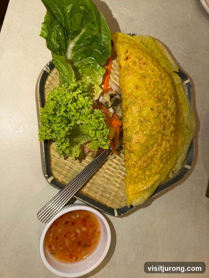 Vietnamese Crepe with Salad and Dipping Sauce