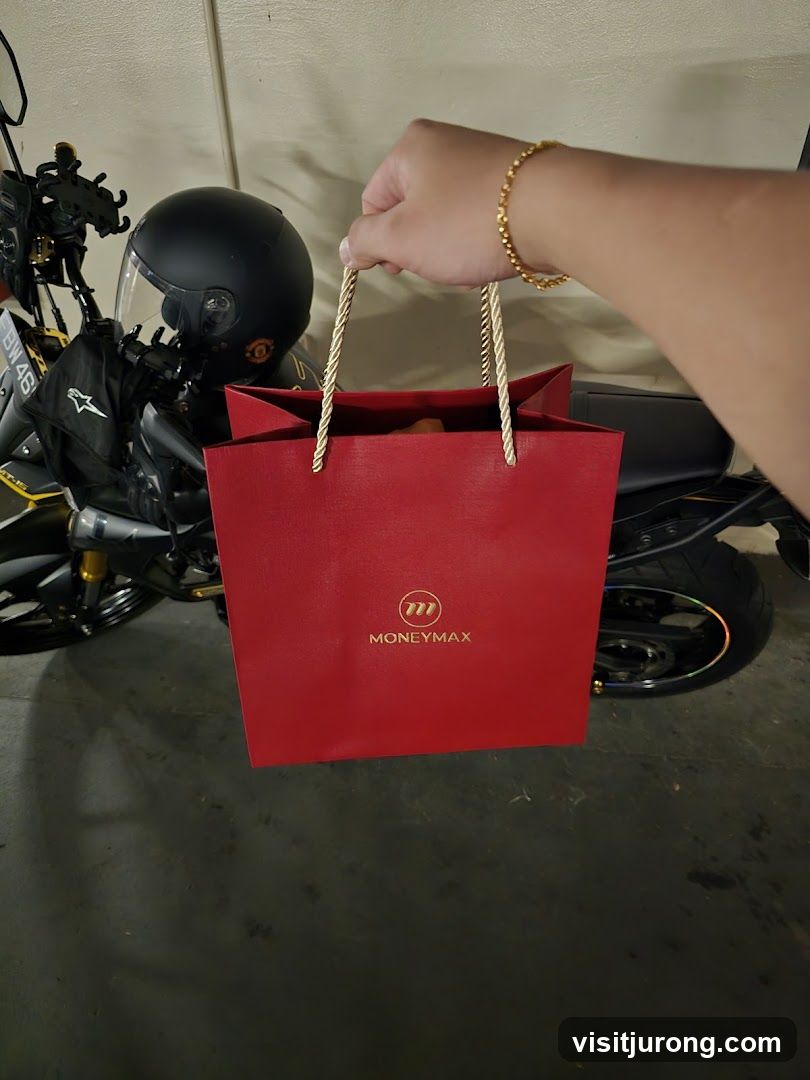 Red shopping bag with logo