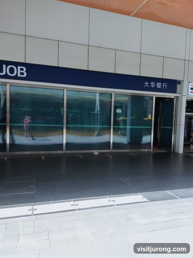 UOB Branch - Jem Branch & Wealth Banking Centre