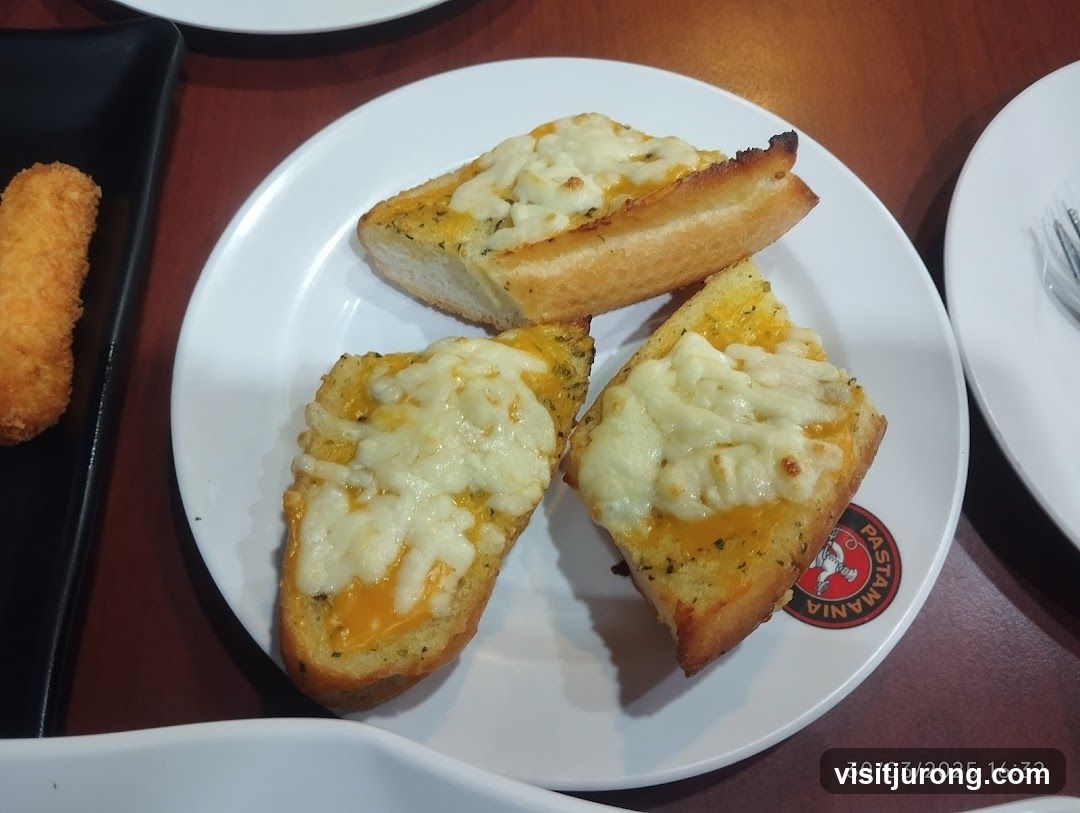 Cheesy Garlic Bread and Fried Food