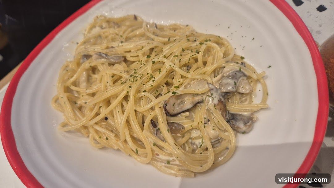 Creamy Mushroom Spaghetti