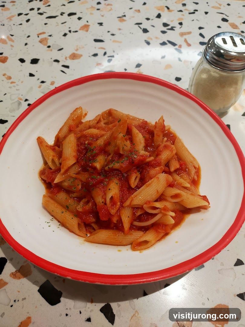Penne Pasta with Tomato Sauce