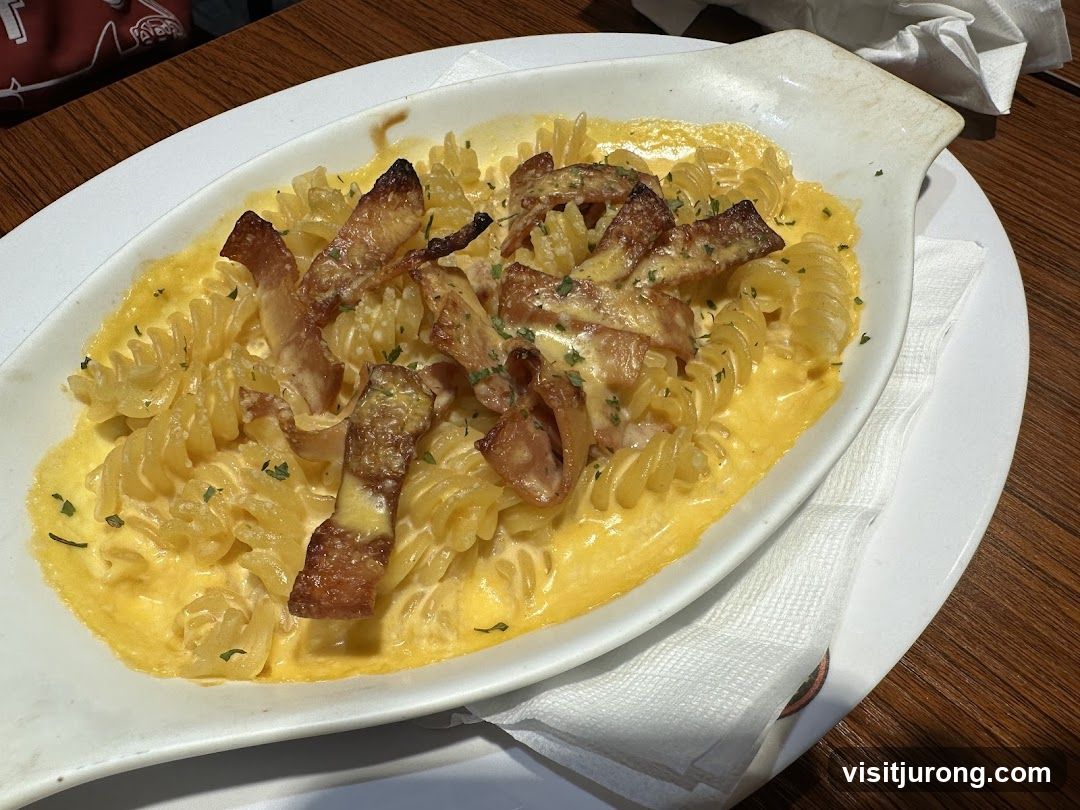 Pasta with Bacon and Cheese