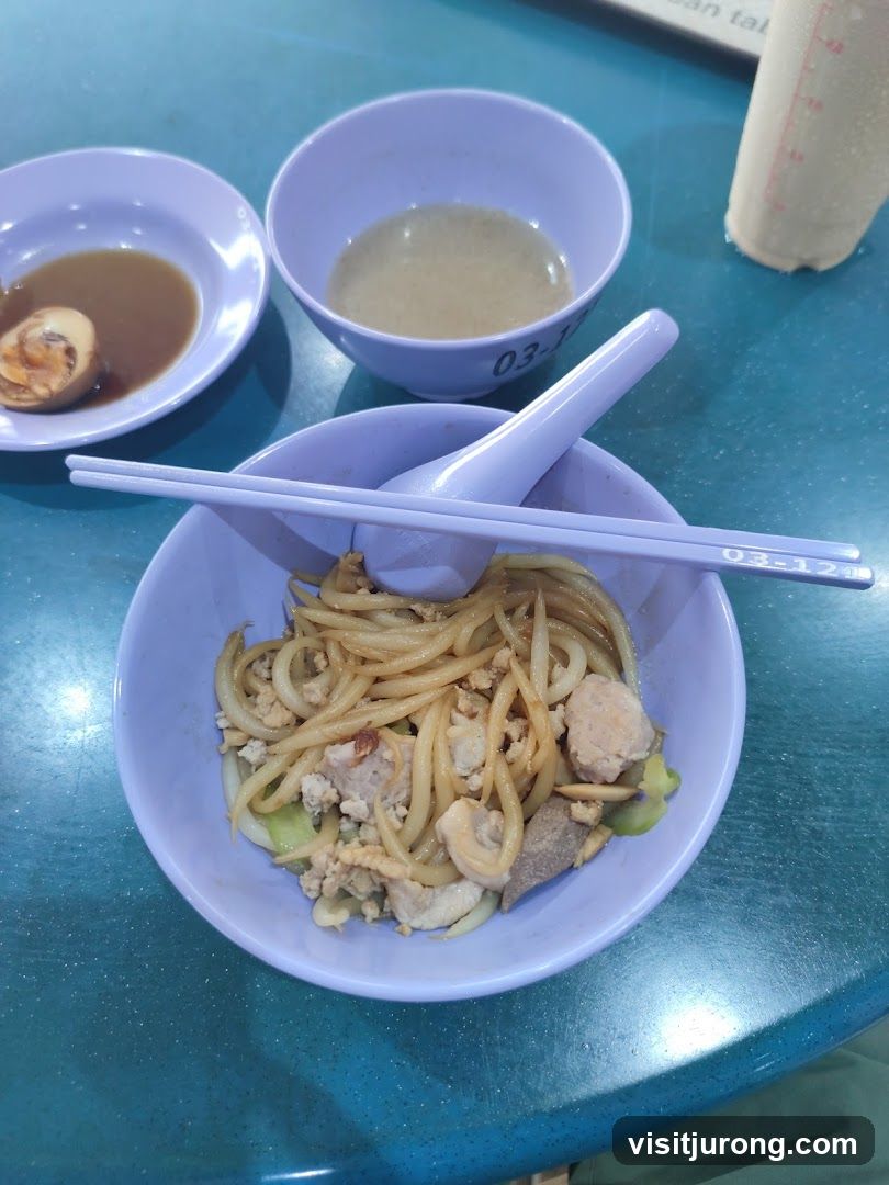 Noodles with Meat and Egg