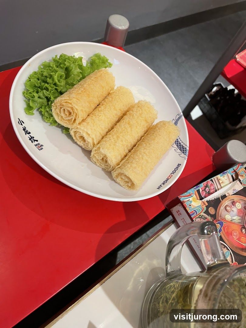 Fried Bean Curd Rolls with Lettuce