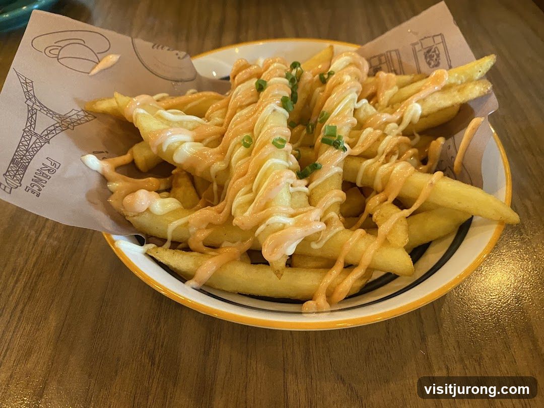 Fries with sauce
