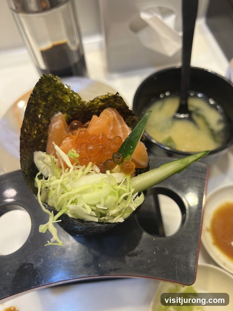 Salmon Hand Roll with Ikura