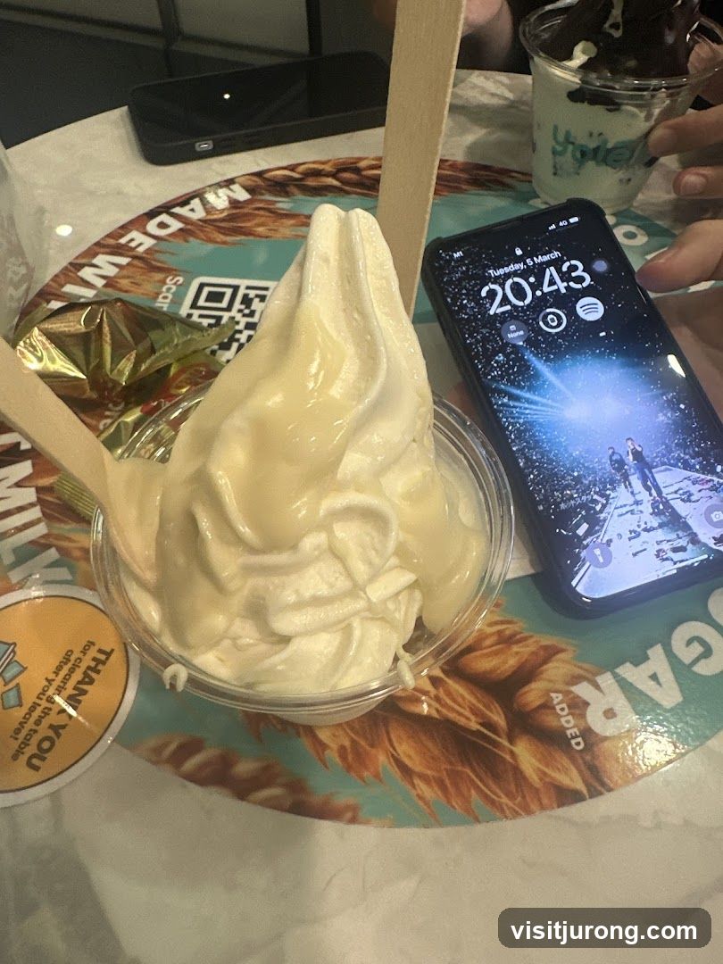 Dessert with Phone
