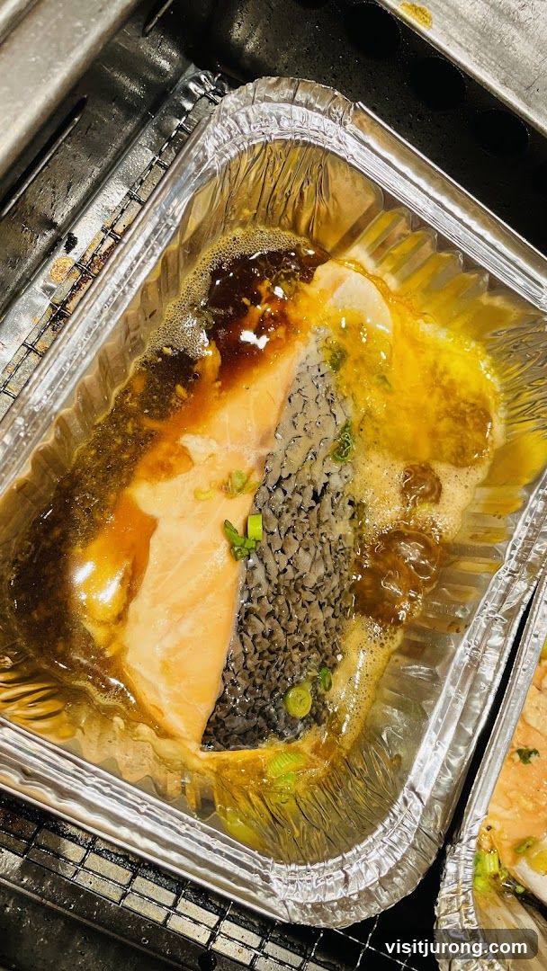 Salmon in foil container