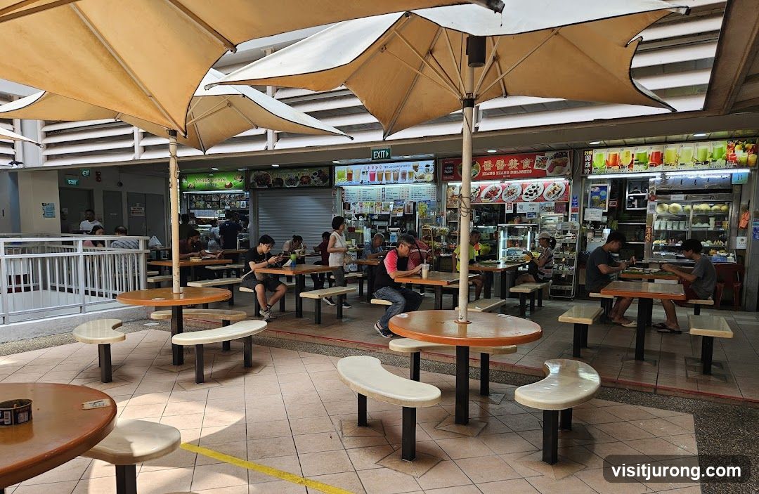 Outdoor Food Court Seating