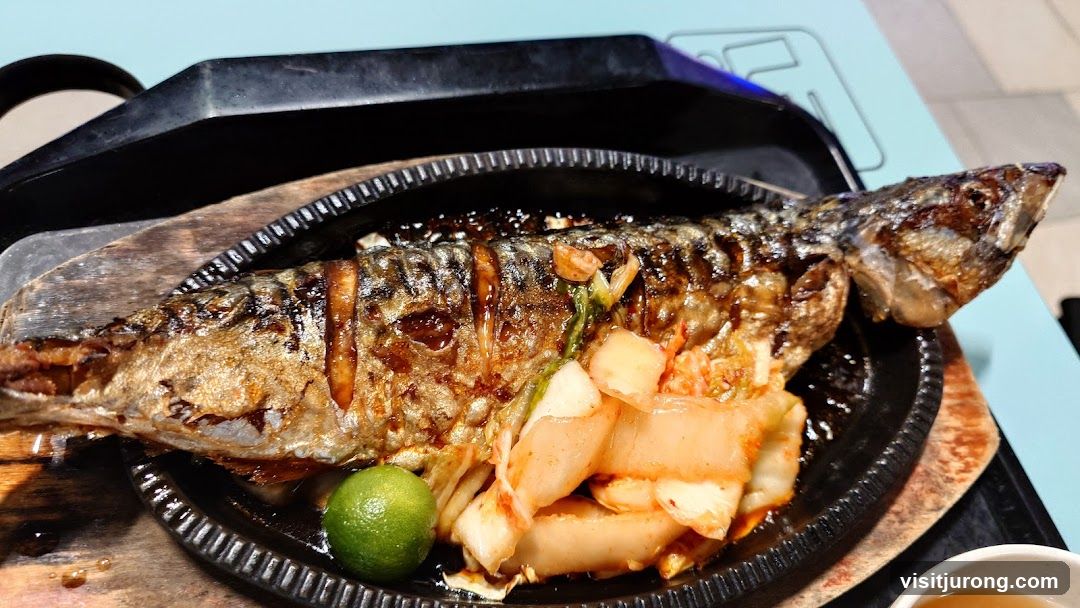 Grilled Mackerel with Kimchi