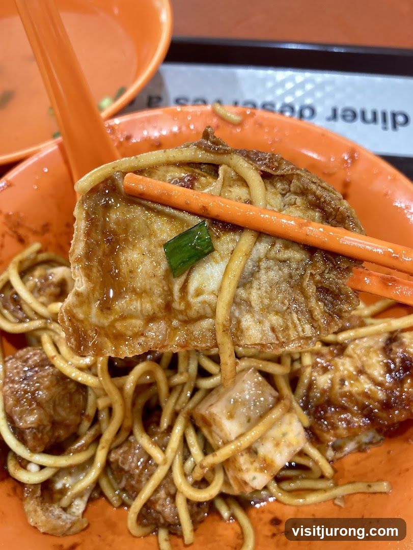 Noodles with Fried Egg and Tofu