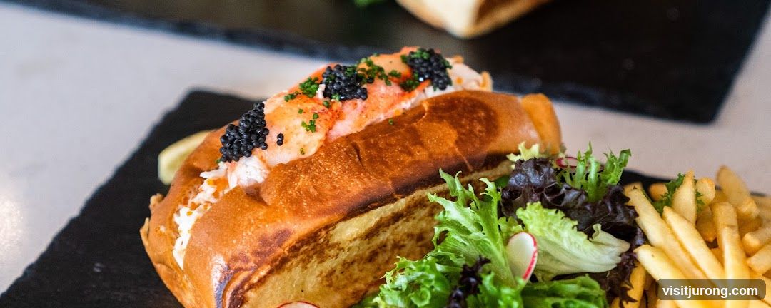 Lobster Roll with Caviar and Fries