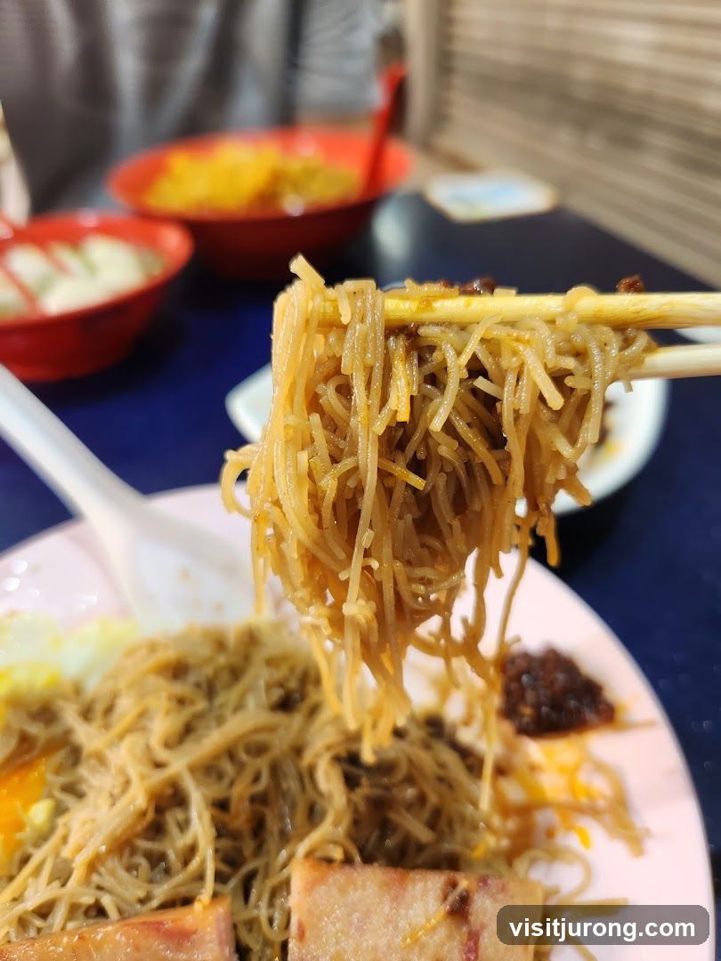 Noodles with Meat and Egg