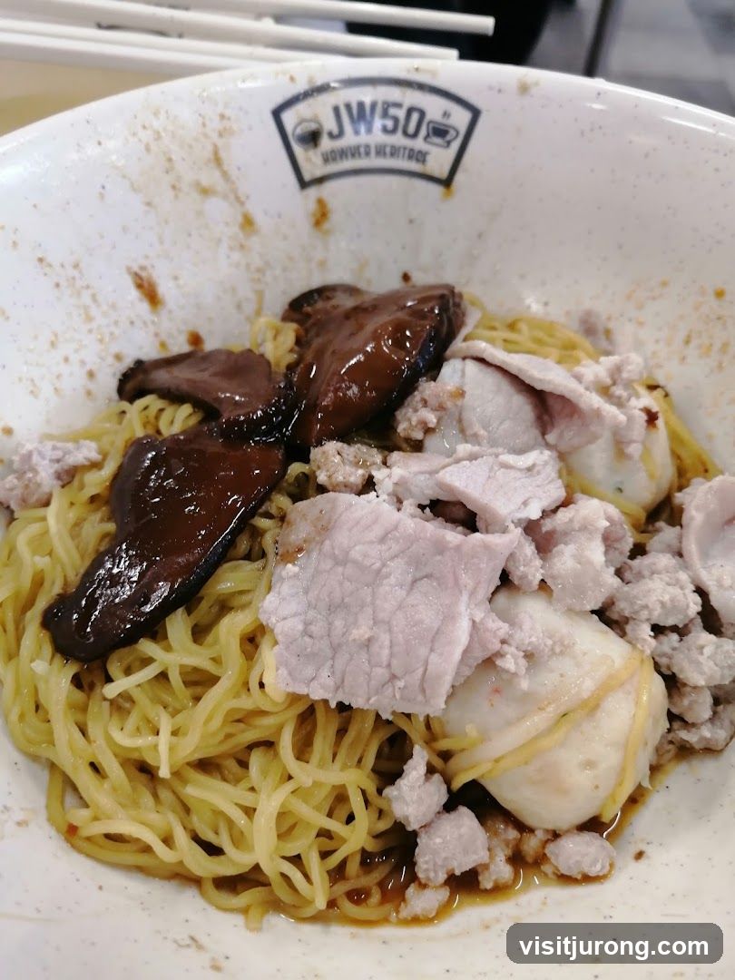 Noodles with Pork and Mushrooms