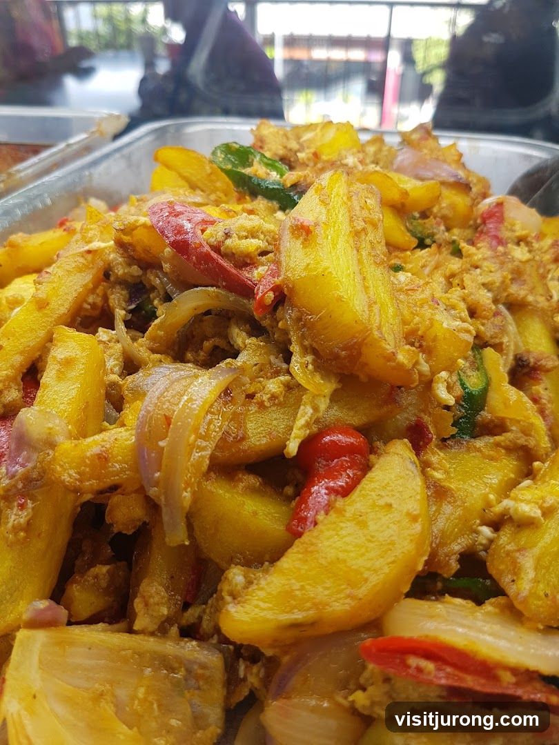 Stir-fried Potatoes with Eggs and Vegetables